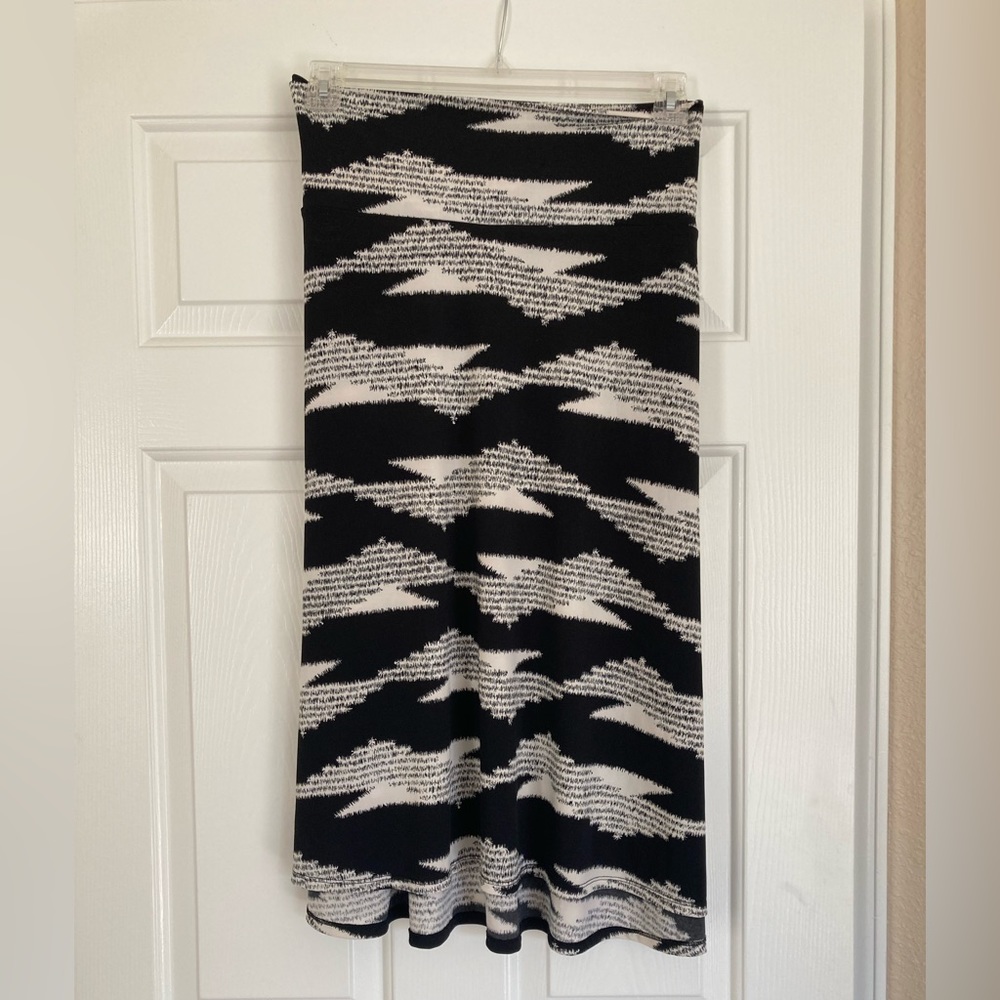 LuLaRoe Azure Skirt